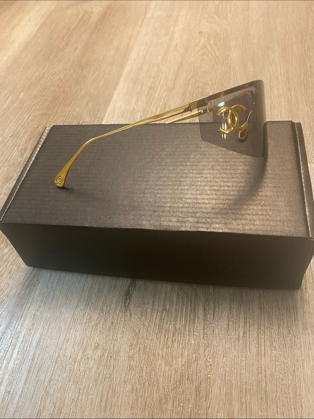 Chanel Rimless Shield Sunglasses Gray Gradient Lens Gold CC Logo - Picture 4 of 7